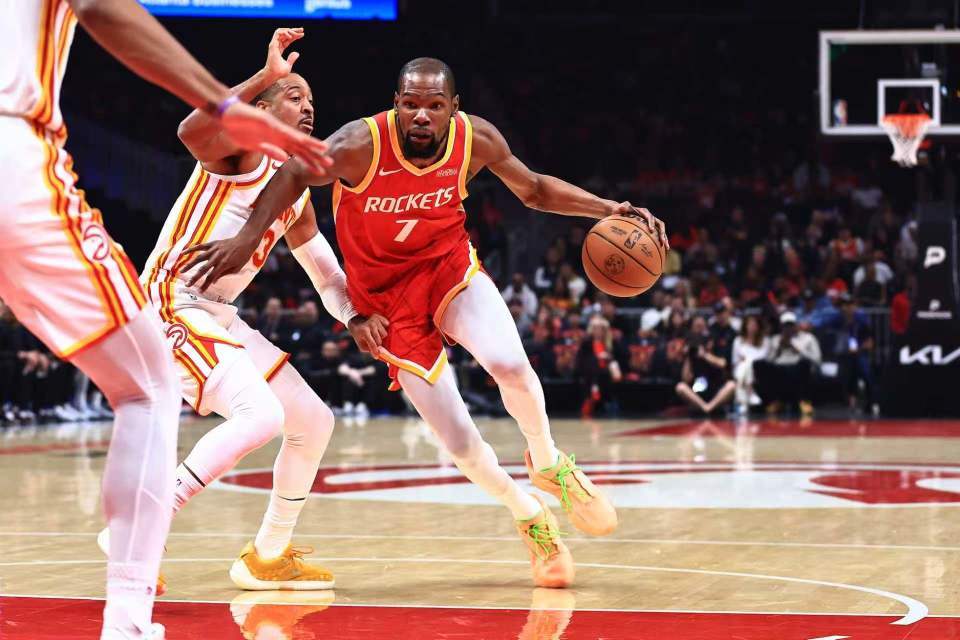 开局3连胜！火箭7人上双险胜老鹰 杜兰特22分杰伦26+9+16